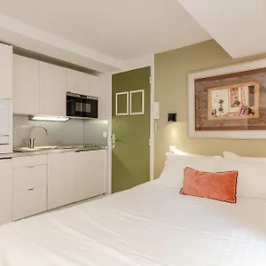 Apartamento Parisian L Bellan, París