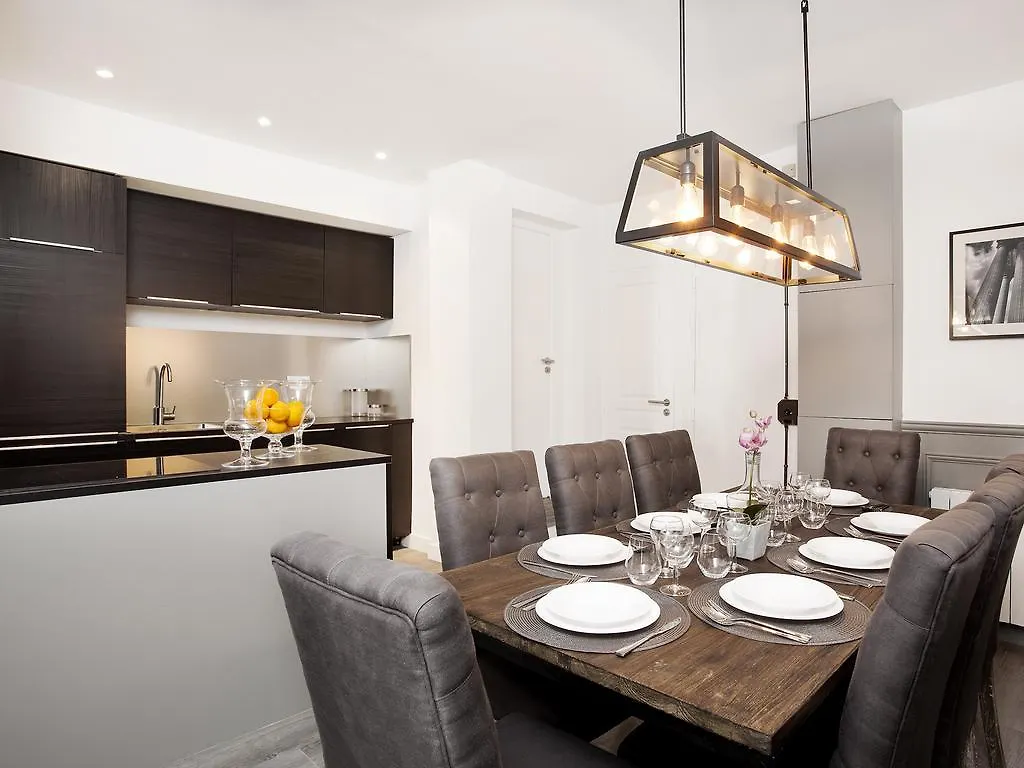 Livinparis - Luxury 3 Bedrooms Grands-Boulevards I 0*, Paris