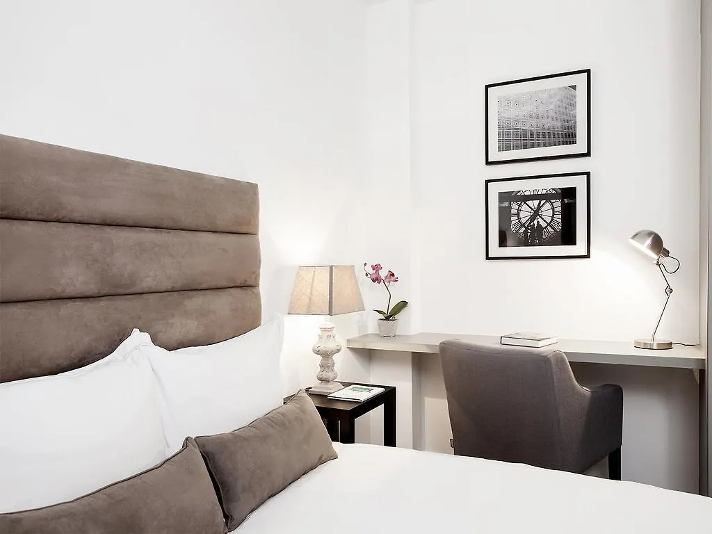 Livinparis - Luxury 3 Bedrooms Grands-Boulevards I 0*, Paris