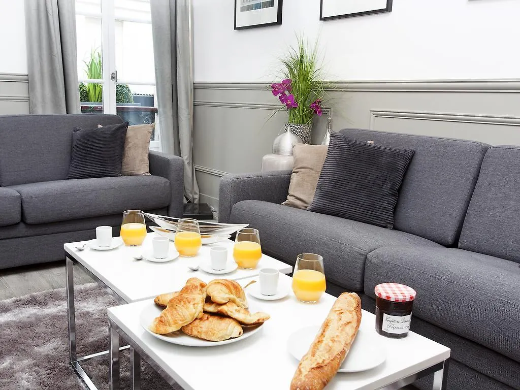 Livinparis - Luxury 3 Bedrooms Grands-Boulevards I 0*, Paris France