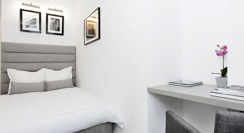 Livinparis - Luxury 3 Bedrooms Grands-Boulevards I 0*, Paris France
